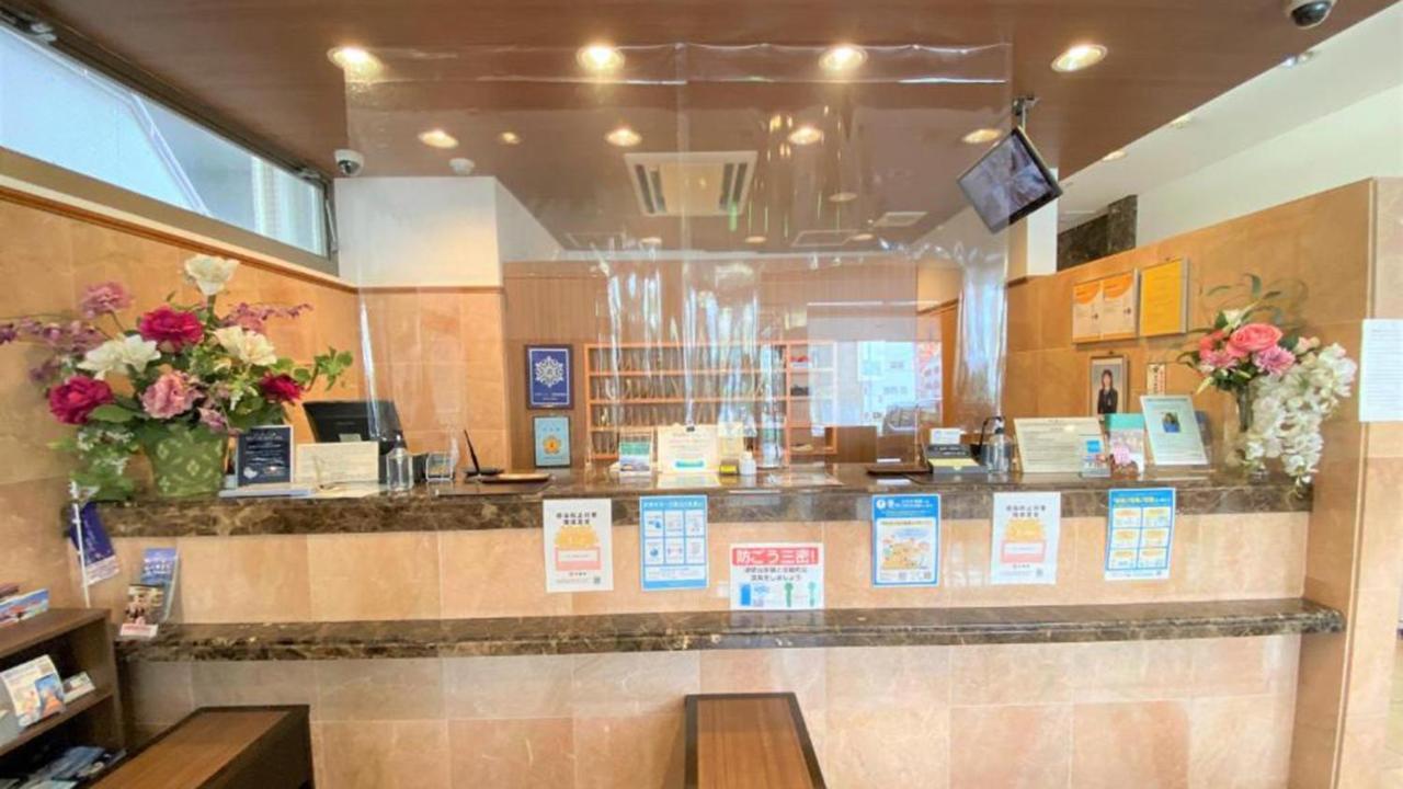 Toyoko Inn Okinawa Naha Kokusai-Dori Miebashi-Eki Exteriér fotografie