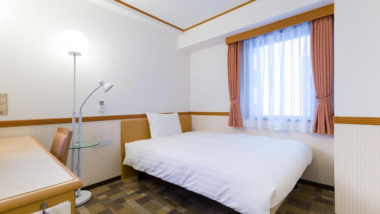 Toyoko Inn Okinawa Naha Kokusai-Dori Miebashi-Eki Exteriér fotografie