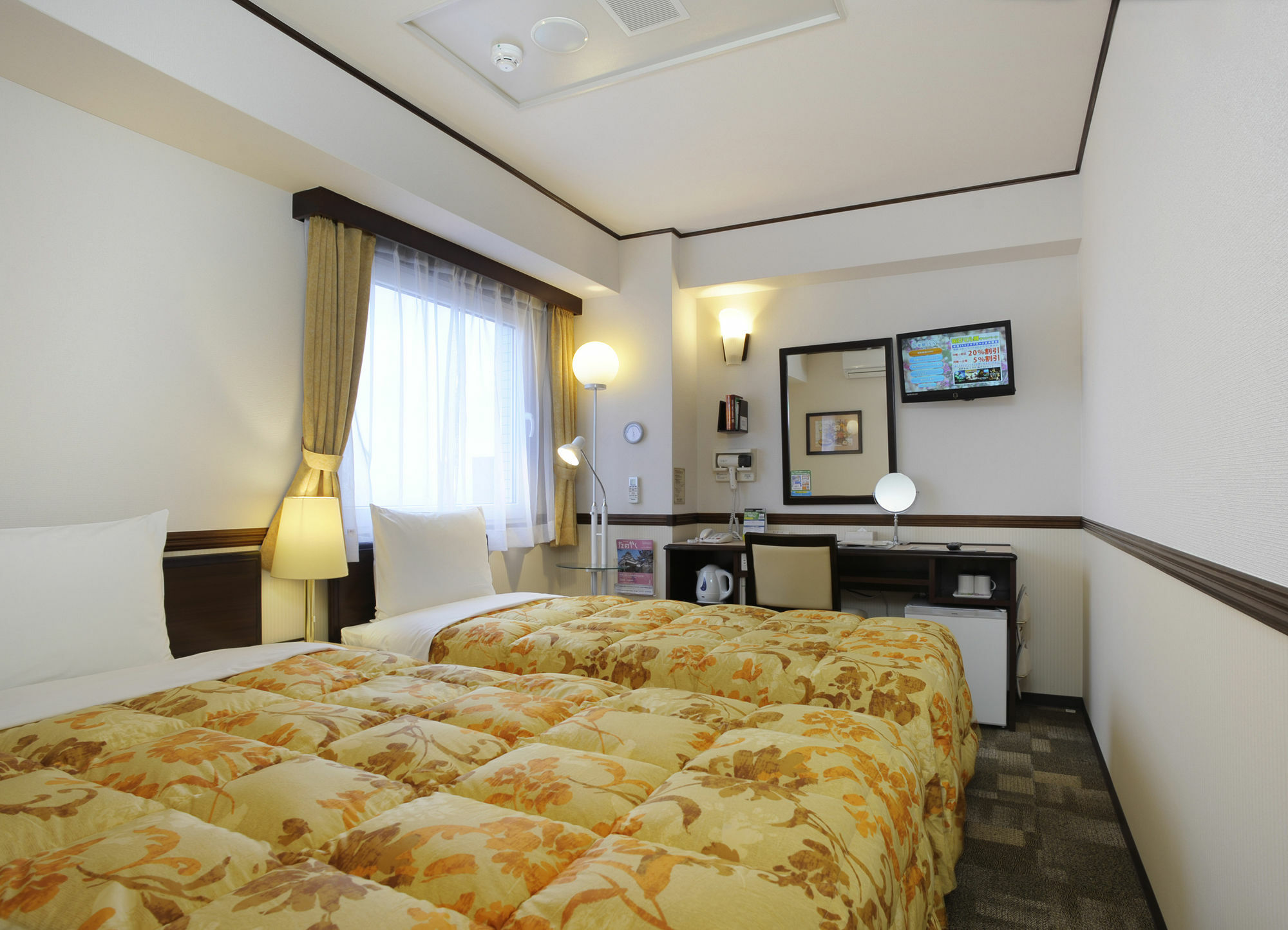 Toyoko Inn Okinawa Naha Kokusai-Dori Miebashi-Eki Exteriér fotografie